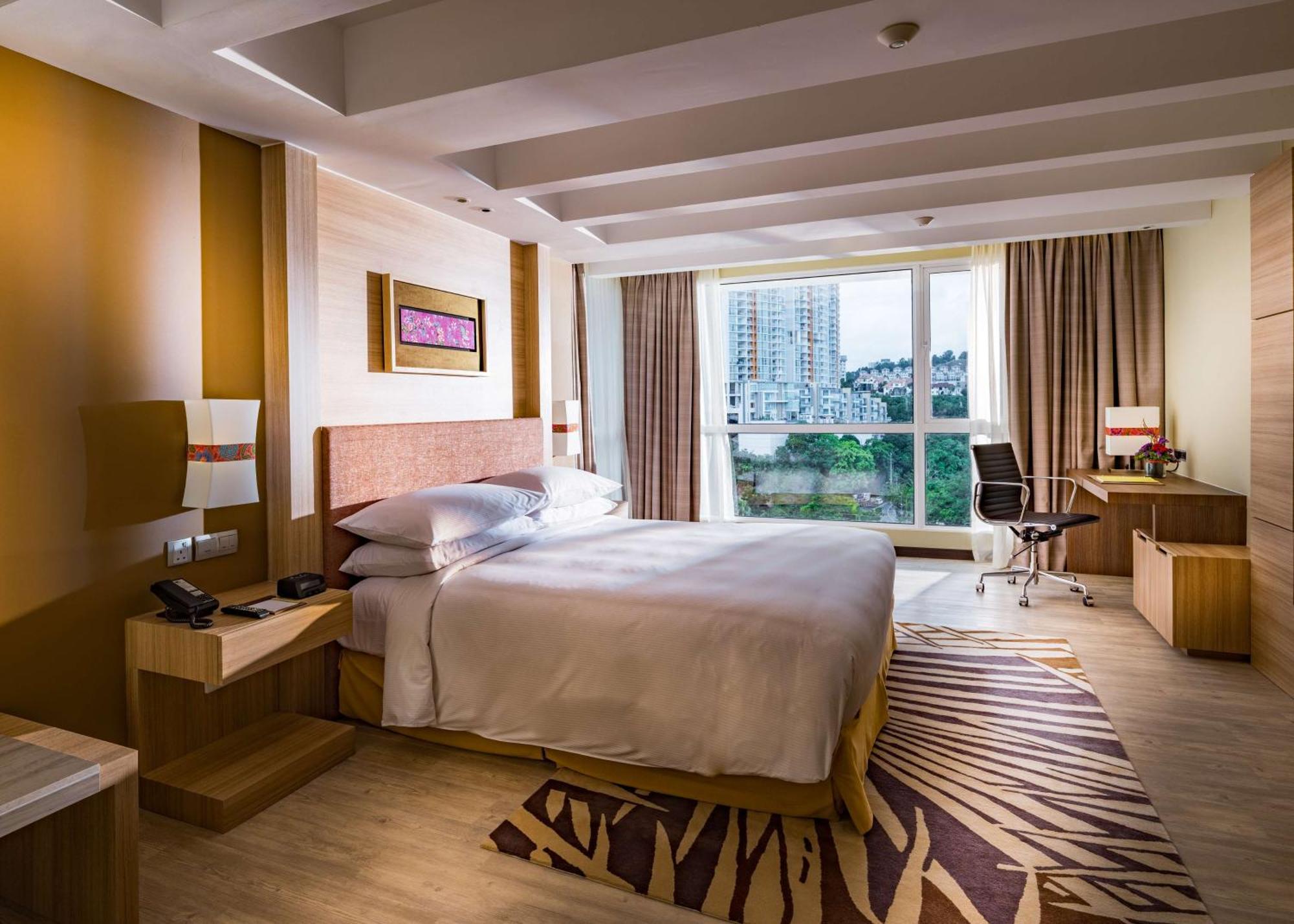 Doubletree Resort By Hilton Hotel Penang Batu Ferringhi Kültér fotó